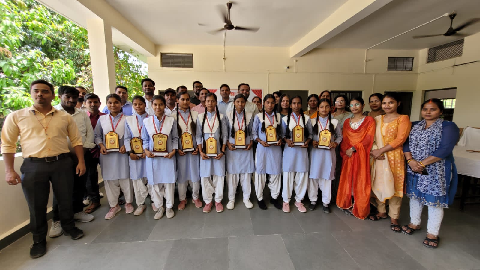 Kaifi Azmi Girls Inter College Celebrates Academic Excellence: Congratulations to the Top Achievers of 2023-24